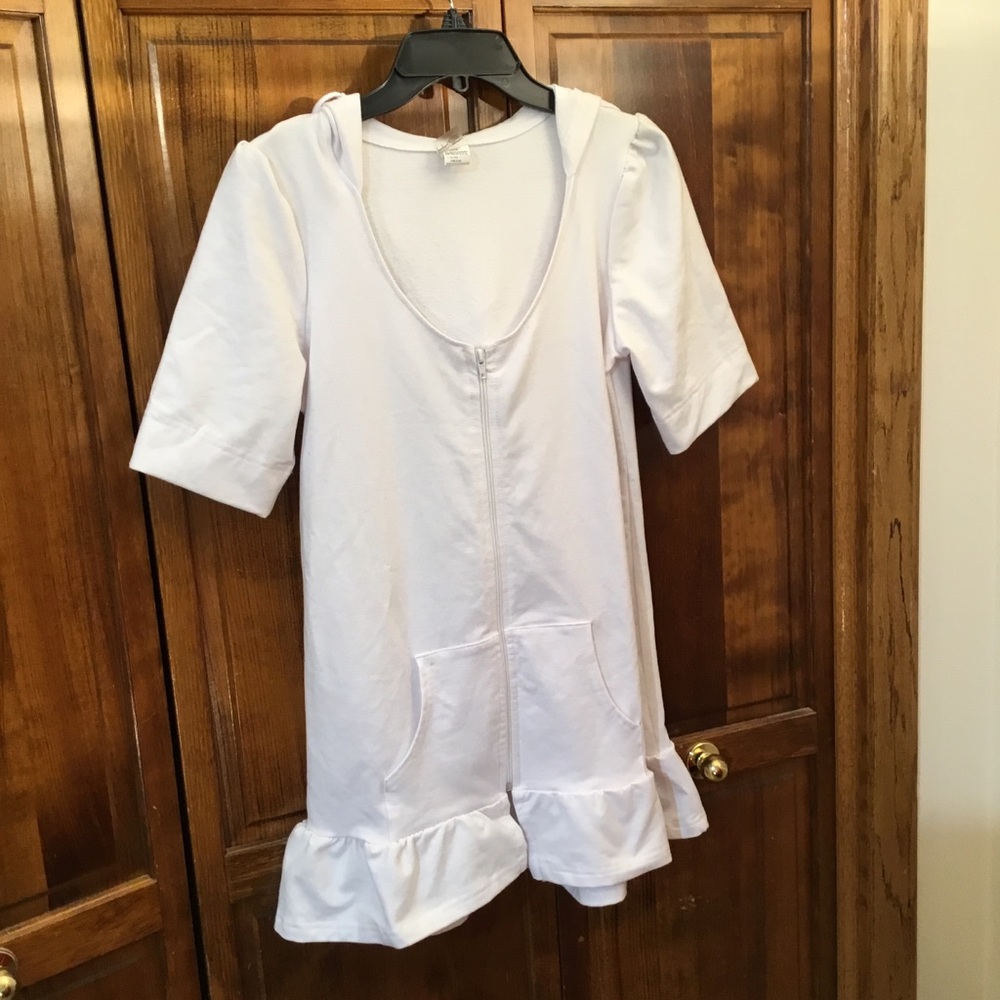 Cover Me smock, size 12 (10-12), hooded, front zipper, pockets
